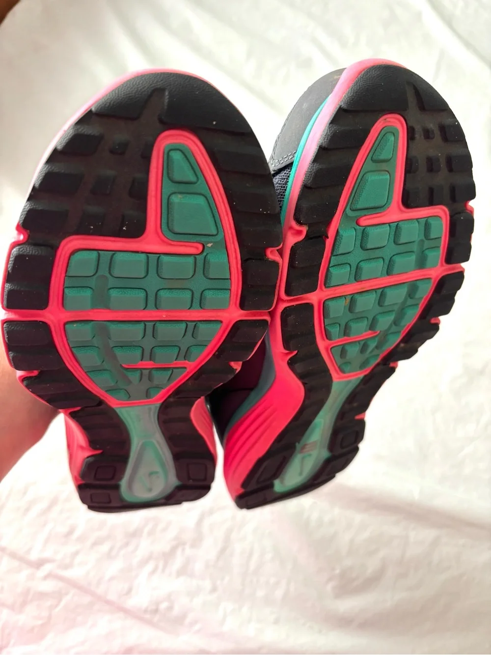 NWOT Nike Turquoise Pink Dual Fusion Run 3 Fitsole SZ 7.5